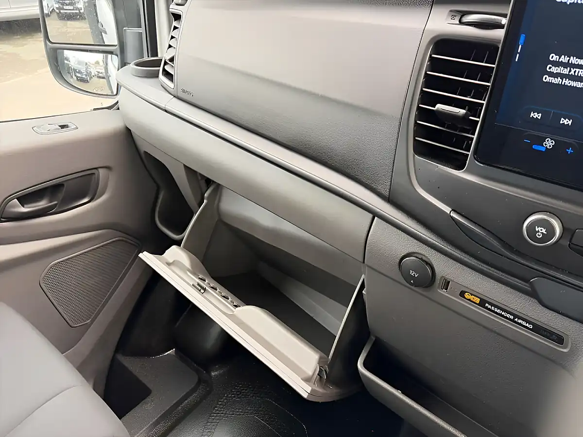 Used 2024 Ford Transit Leader Tipper Frozen White - Interior and Exterior details 19