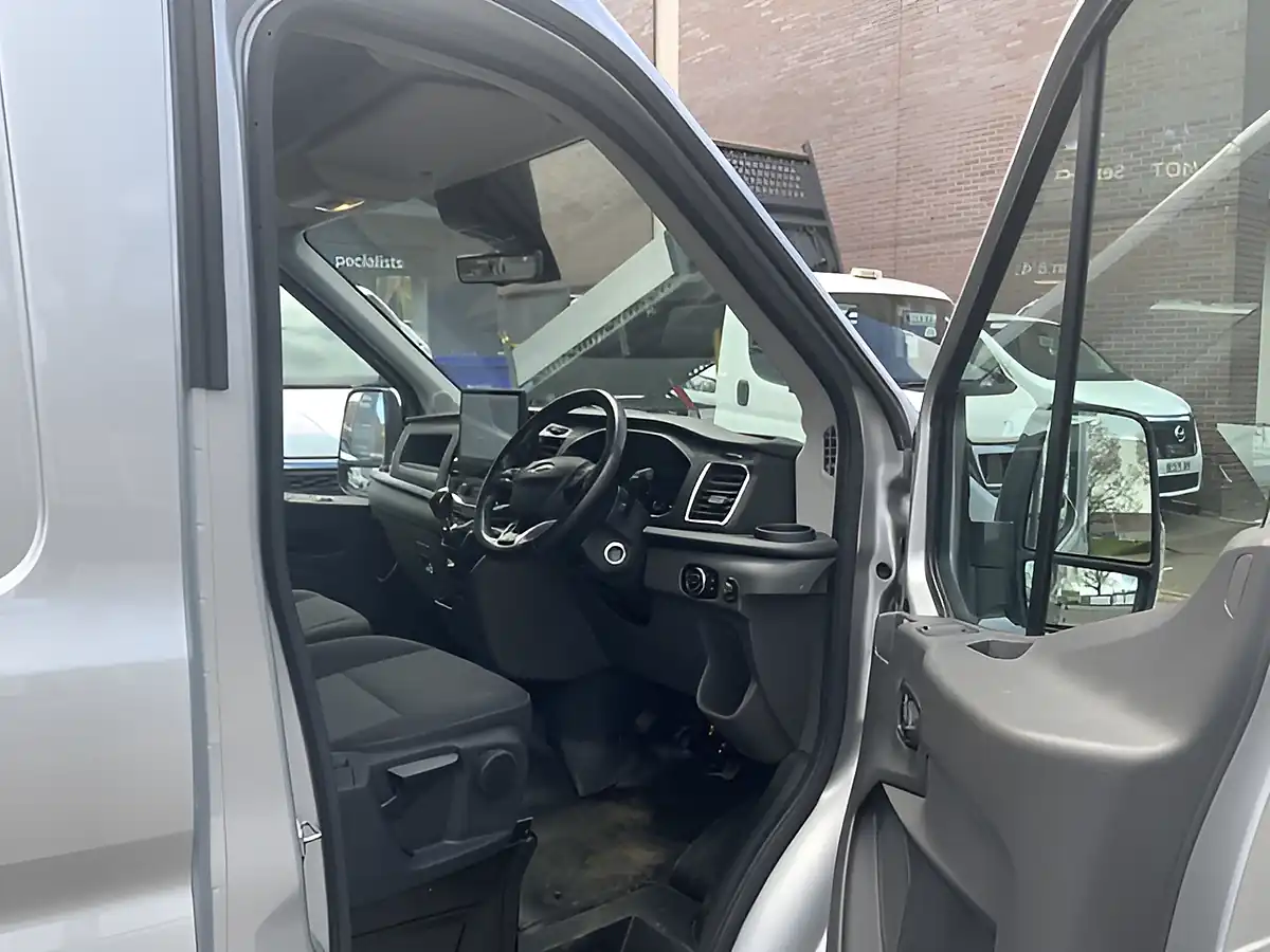 Used 2024 Ford Transit Limited Moondust Silver - Interior and Exterior details 17