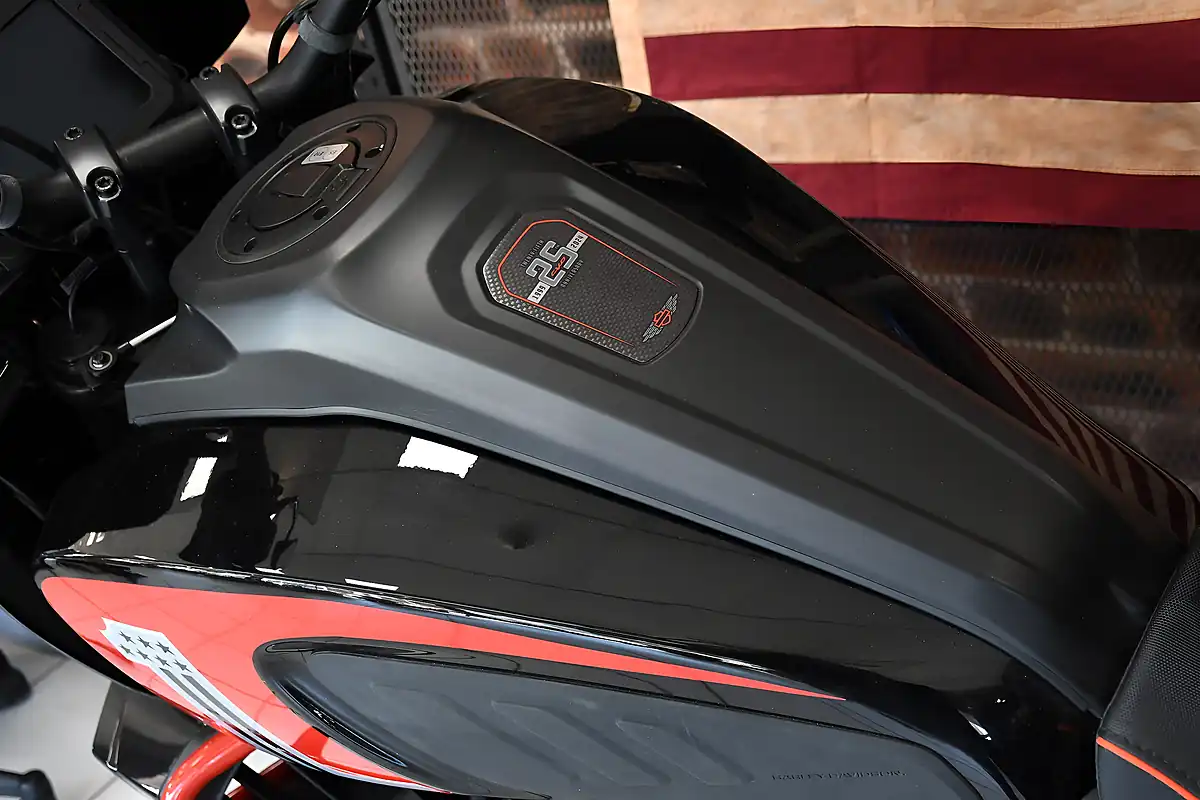 Used 2024 Harley-Davidson Pan America Cvo Legendary Orange - Interior and Exterior details 9