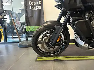 Used 2024 Harley-Davidson Pan America S Black - Interior and Exterior details 13