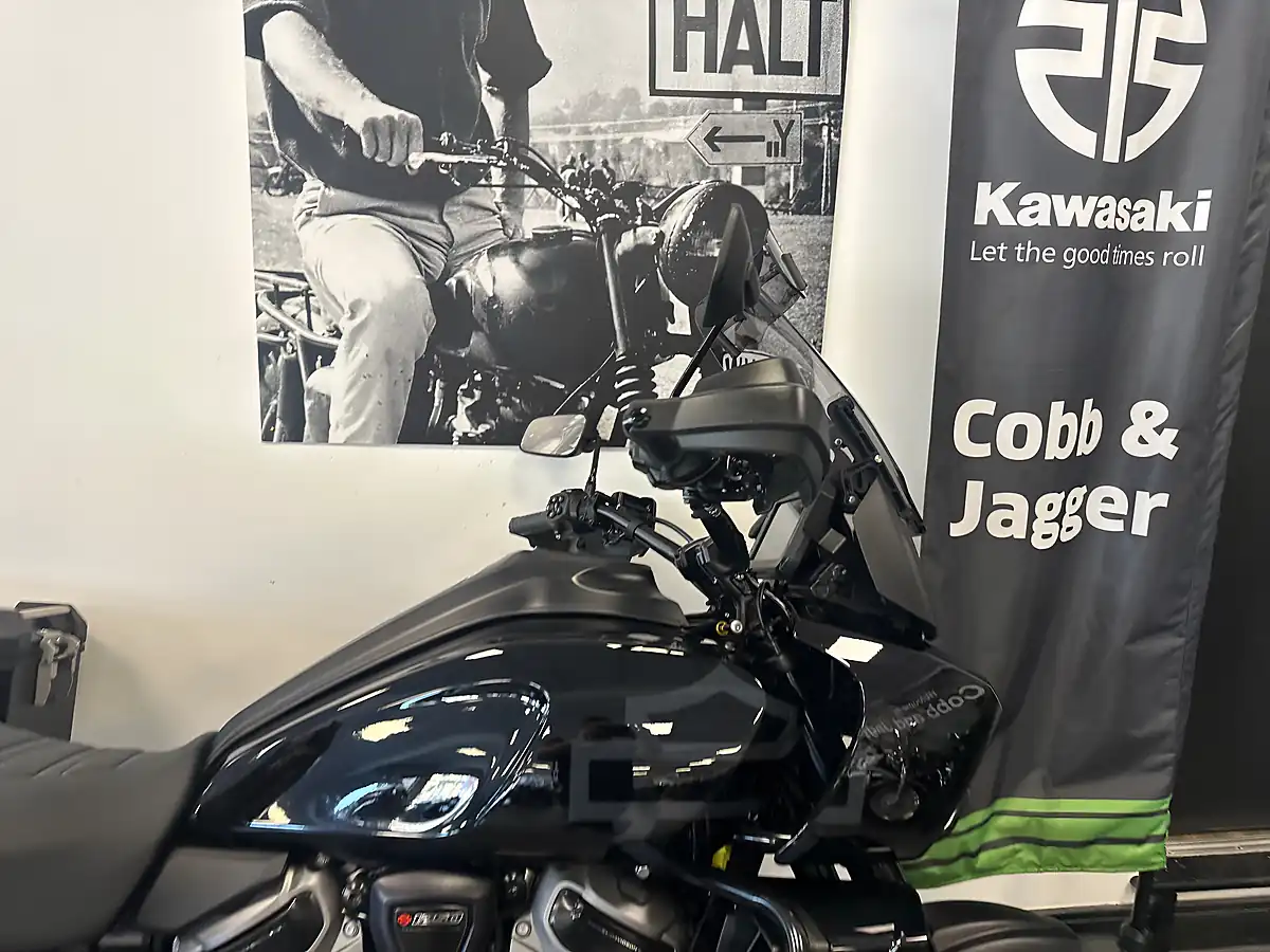 Used 2024 Harley-Davidson Pan America S Black - Interior and Exterior details 6