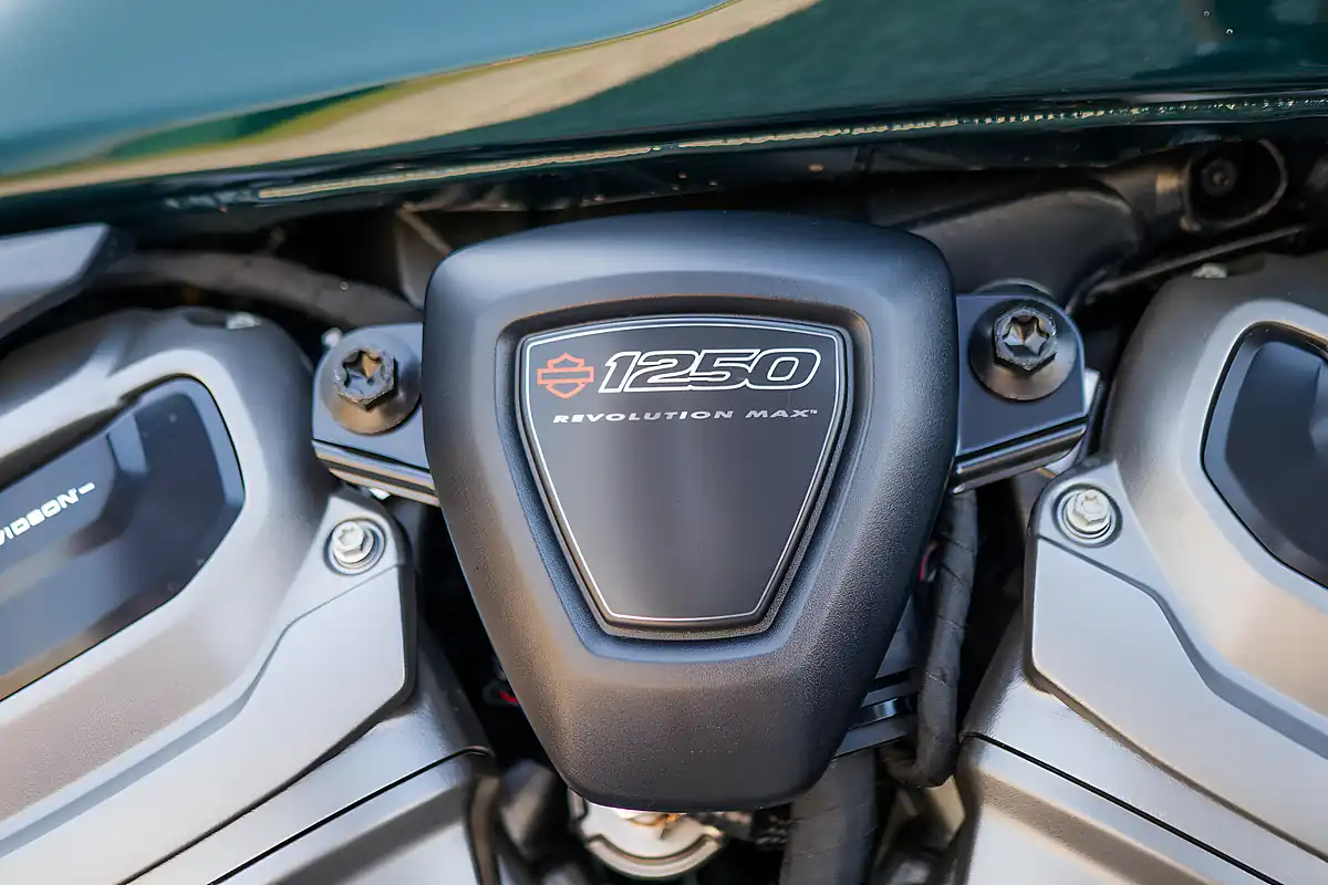 Used 2024 Harley-Davidson Pan America Special Alpine Green - Interior and Exterior details 11