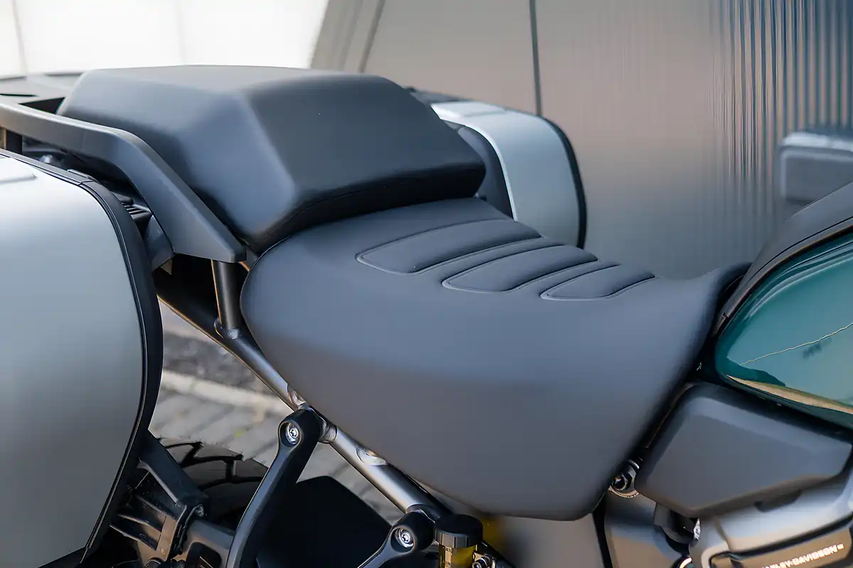 Used 2024 Harley-Davidson Pan America Special Alpine Green - Interior and Exterior details 13