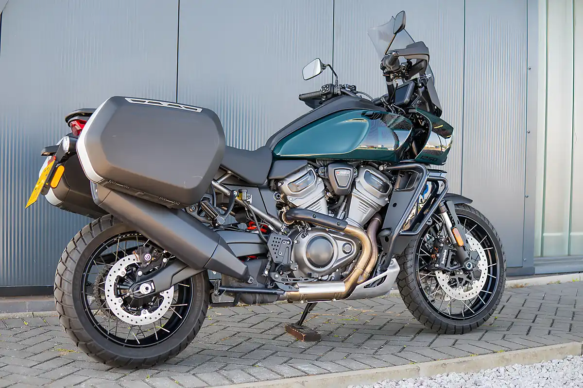 Used 2024 Harley-Davidson Pan America Special Alpine Green - Interior and Exterior details 6