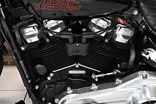 Used 2024 Harley-Davidson Softail Standard Black - Interior and Exterior details 11