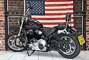 Used 2024 Harley-Davidson Softail Standard Black - Interior and Exterior details 12