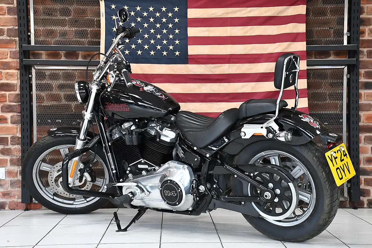 Used 2024 Harley-Davidson Softail Standard Black - Interior and Exterior details 12