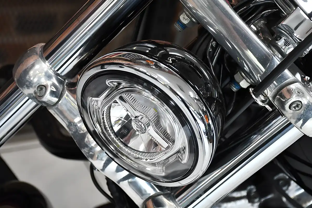 Used 2024 Harley-Davidson Softail Standard Black - Interior and Exterior details 15