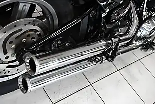 Used 2024 Harley-Davidson Softail Standard Black - Interior and Exterior details 4