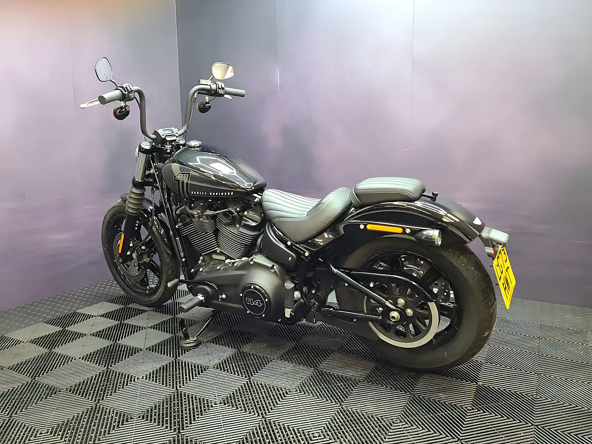 Used 2024 Harley-Davidson Street Bob Fxfbs Black - Interior and Exterior details 14