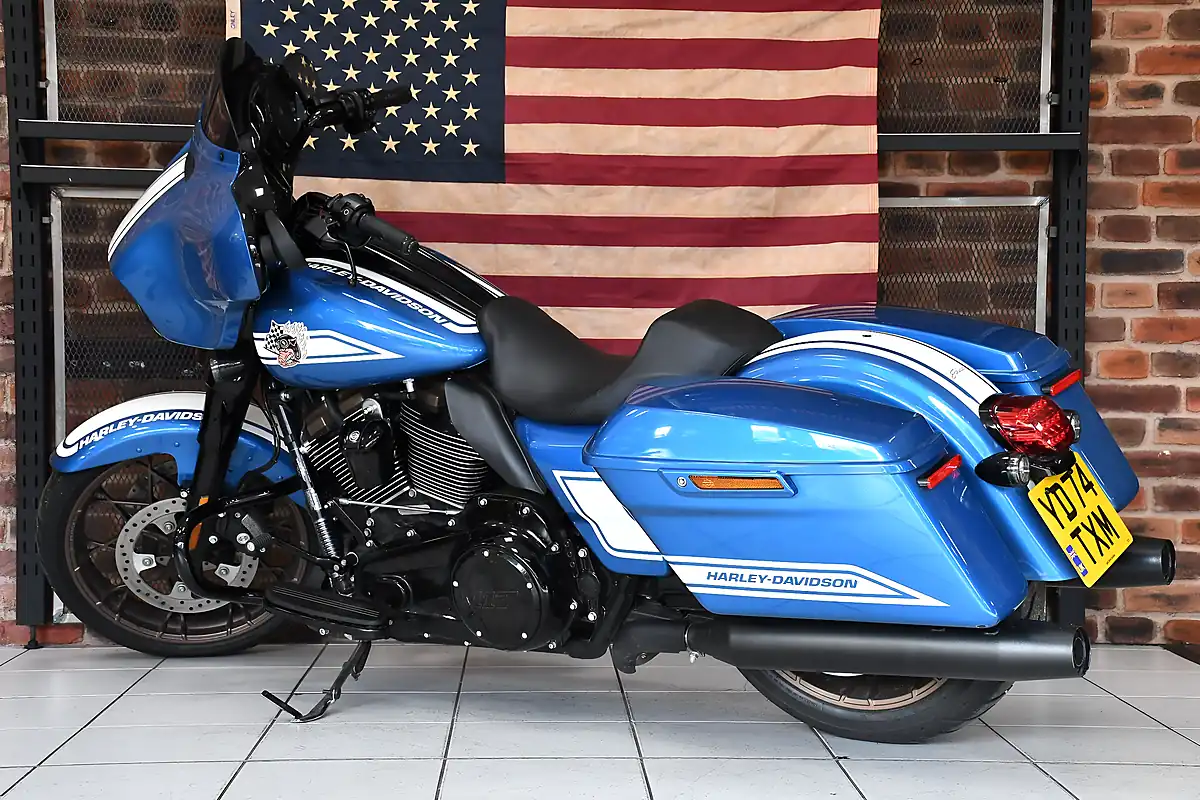 Used 2024 Harley-Davidson Street Glide ST Fast Johnnie Fast Johnnie - Interior and Exterior details 12