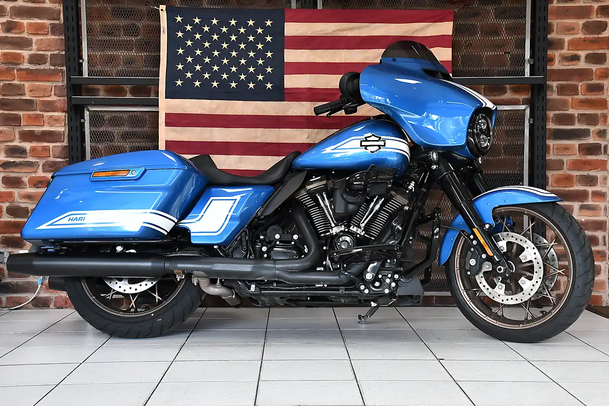 Used 2024 Harley-Davidson Street Glide ST Fast Johnnie Fast Johnnie - Interior and Exterior details 6