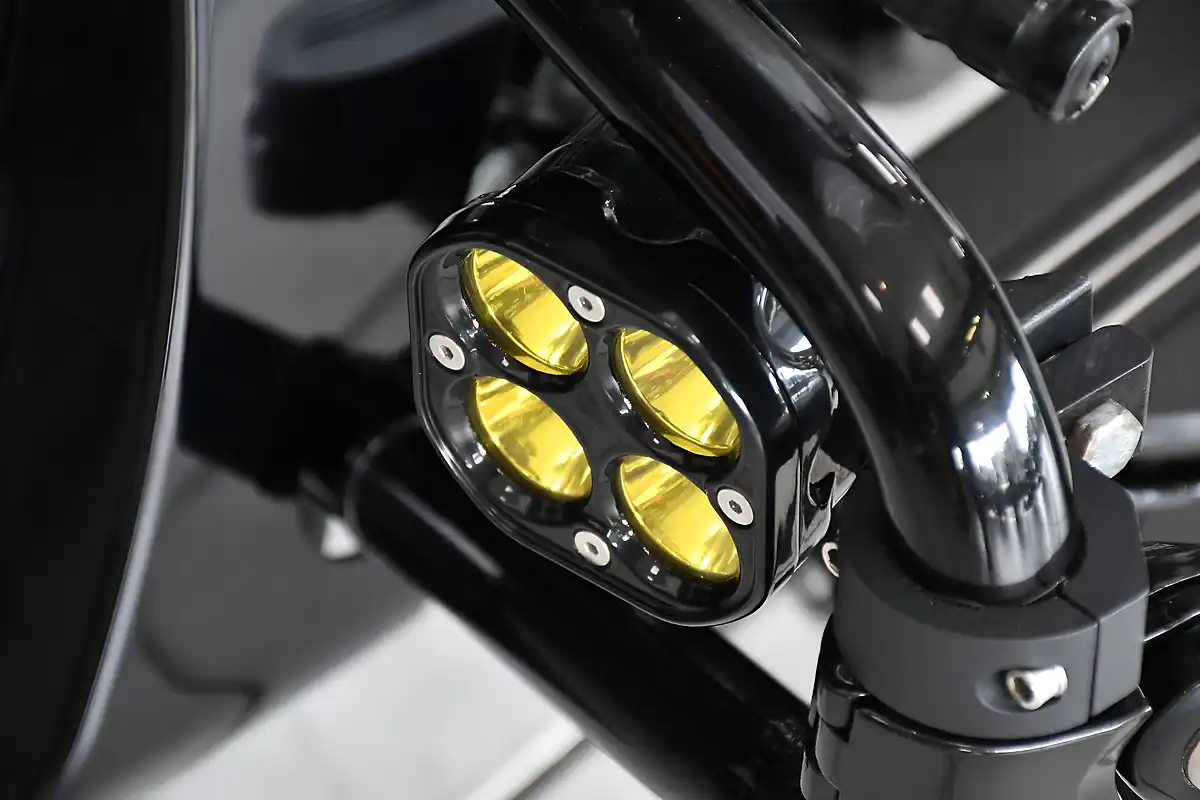 Used 2024 Harley-Davidson Street Glide White - Interior and Exterior details 15