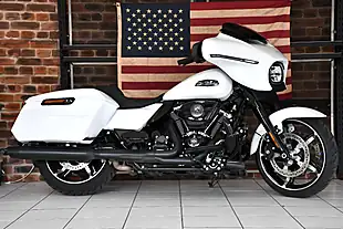 Used 2024 Harley-Davidson Street Glide White - Interior and Exterior details 6