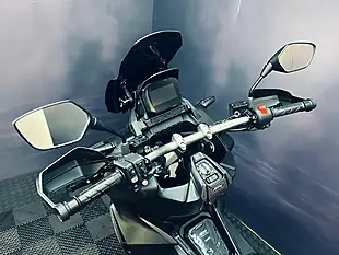 Used 2024 Honda Adv 350 Black - Interior and Exterior details 8