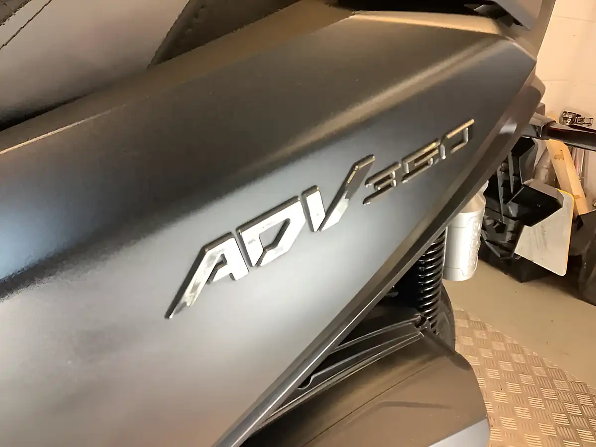 Used 2024 Honda Adv Black - Interior and Exterior details 10