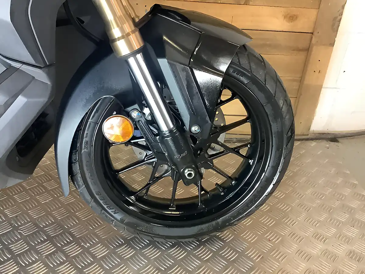 Used 2024 Honda Adv Black - Interior and Exterior details 20