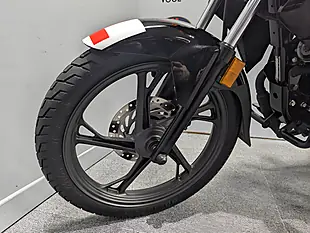Used 2024 Honda CB125F Black - Interior and Exterior details 12