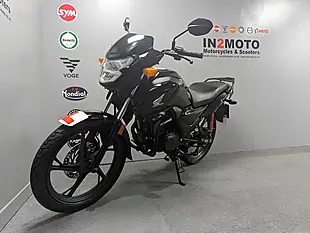 Used 2024 Honda CB125F Black - Interior and Exterior details 13