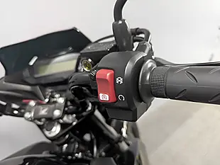Used 2024 Honda CB125F Black - Interior and Exterior details 17