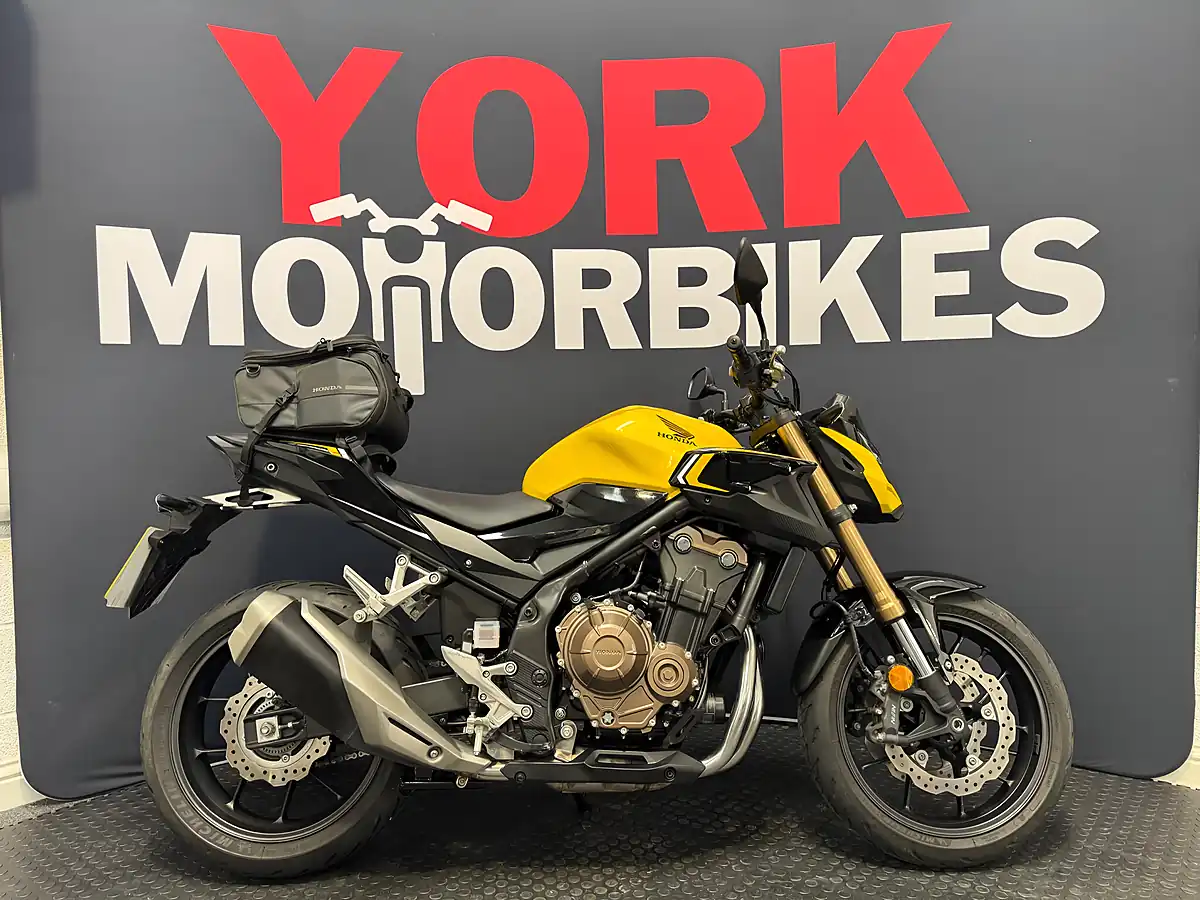 Used 2024 Honda CB500F - Front View