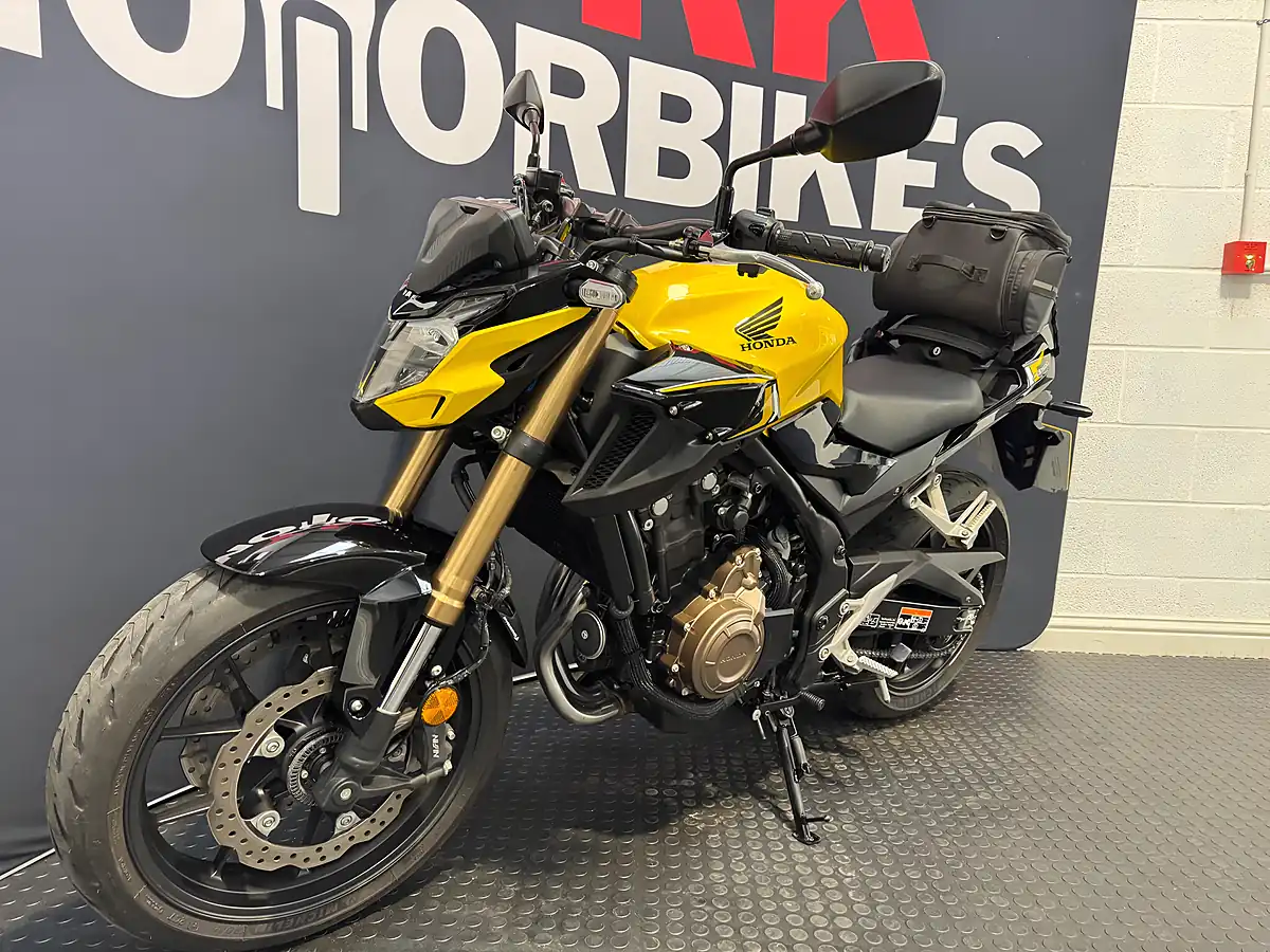 Used 2024 Honda CB500F - Interior and Exterior details 15