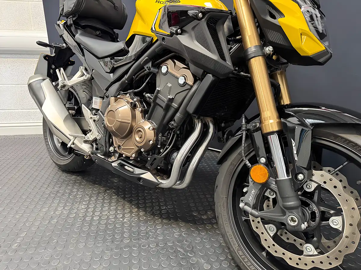 Used 2024 Honda CB500F - Interior and Exterior details 7