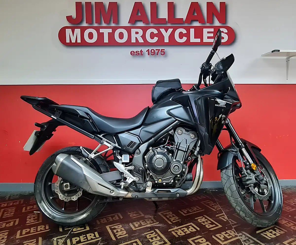 Used 2024 Honda CB500X Black - Front View