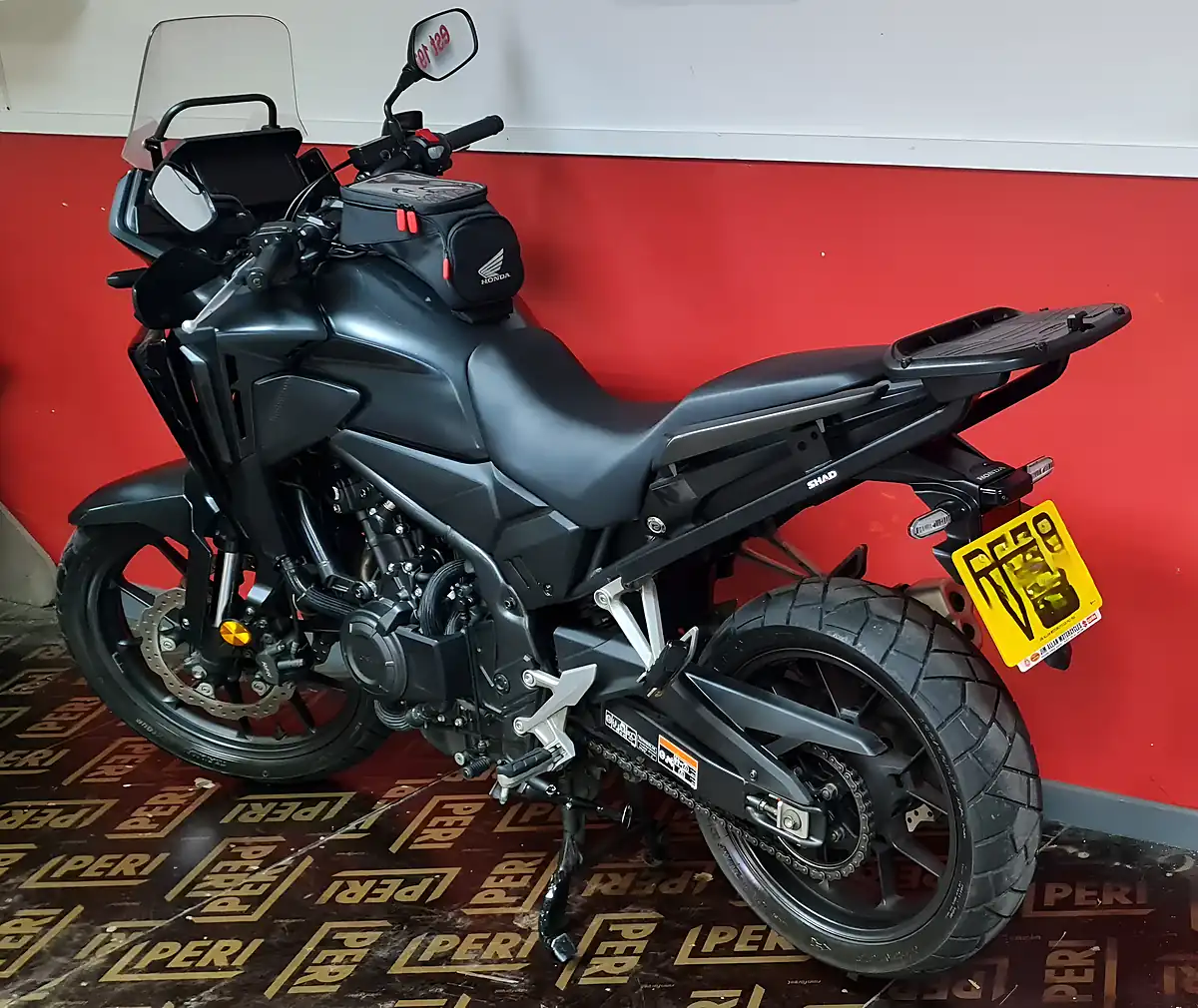 Used 2024 Honda CB500X Black - Interior and Exterior details 10