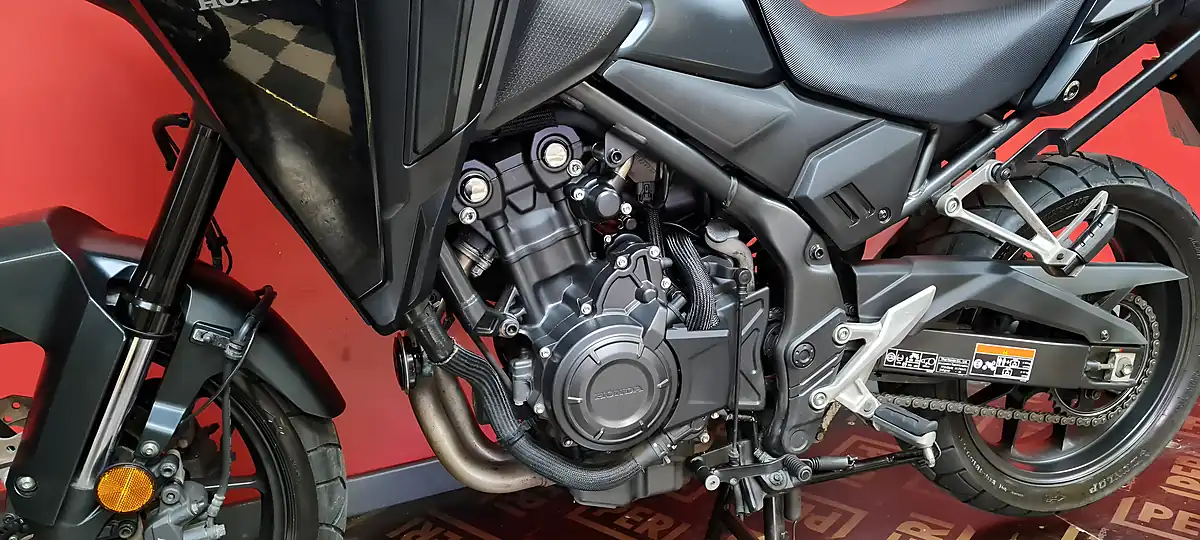 Used 2024 Honda CB500X Black - Interior and Exterior details 4