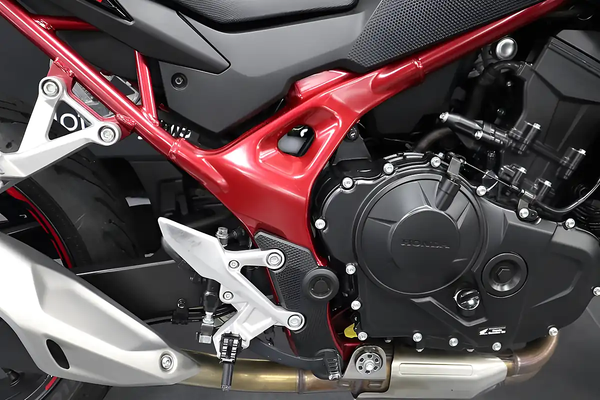 Used 2024 Honda CB750 Hornet Sport & Style Packs Black - Interior and Exterior details 15