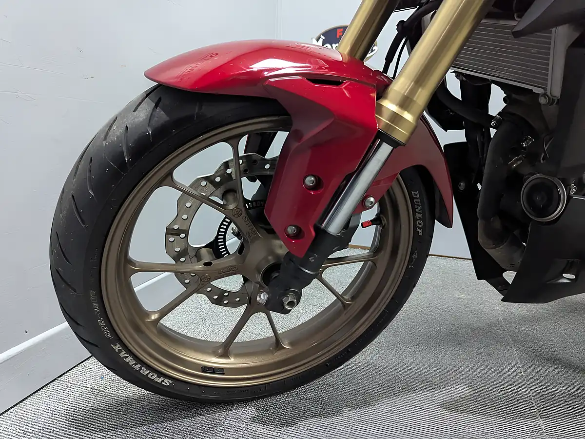 Used 2024 Honda Cbf 125 Na-P Red - Interior and Exterior details 11