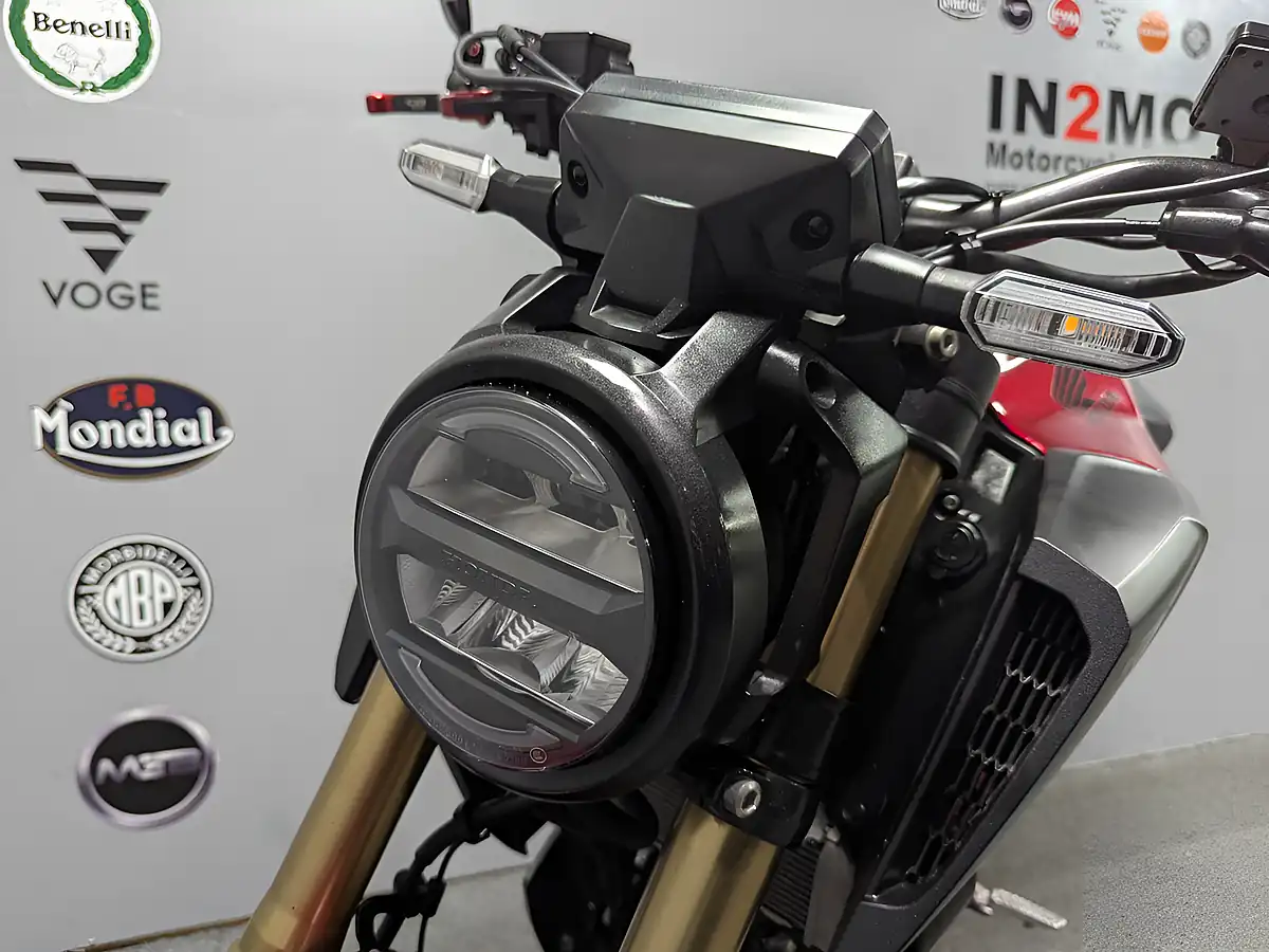 Used 2024 Honda Cbf 125 Na-P Red - Interior and Exterior details 13