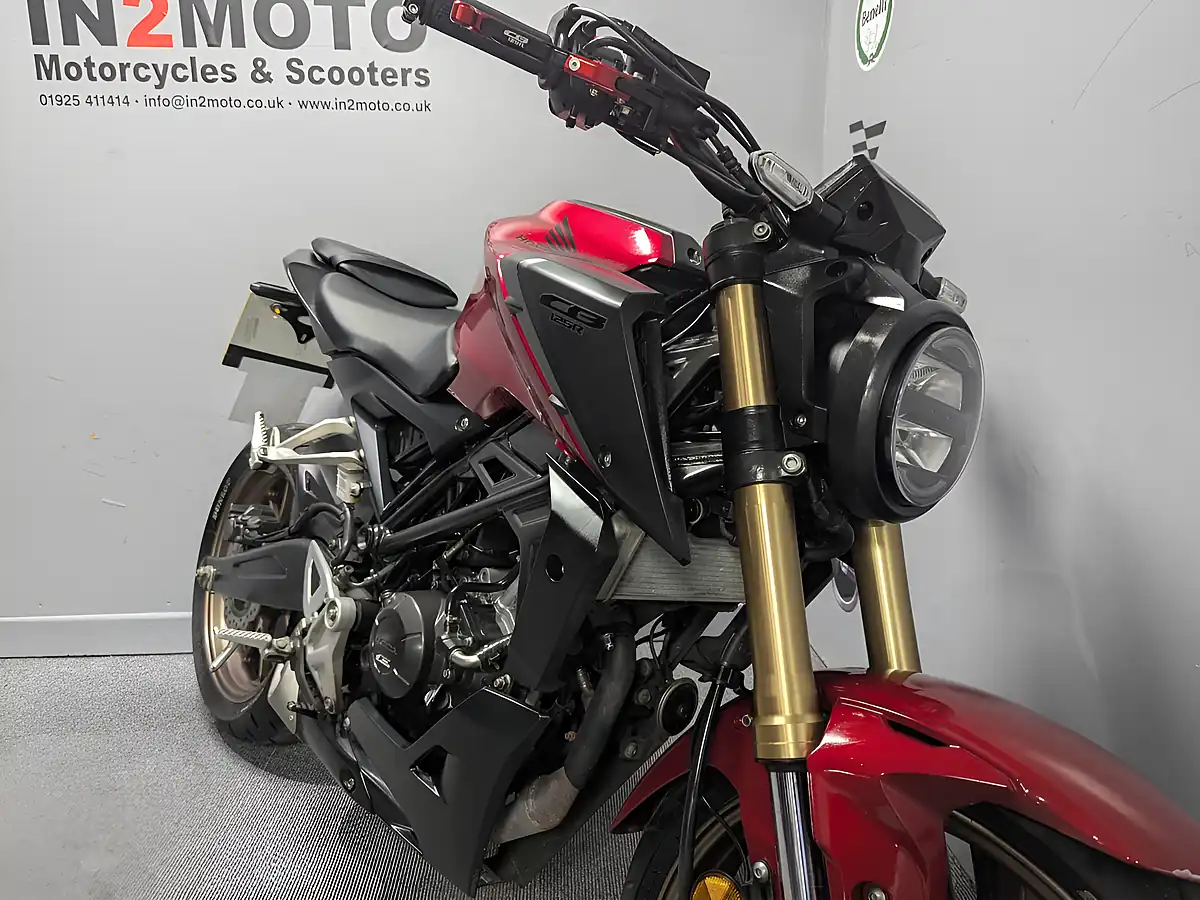 Used 2024 Honda Cbf 125 Na-P Red - Interior and Exterior details 5