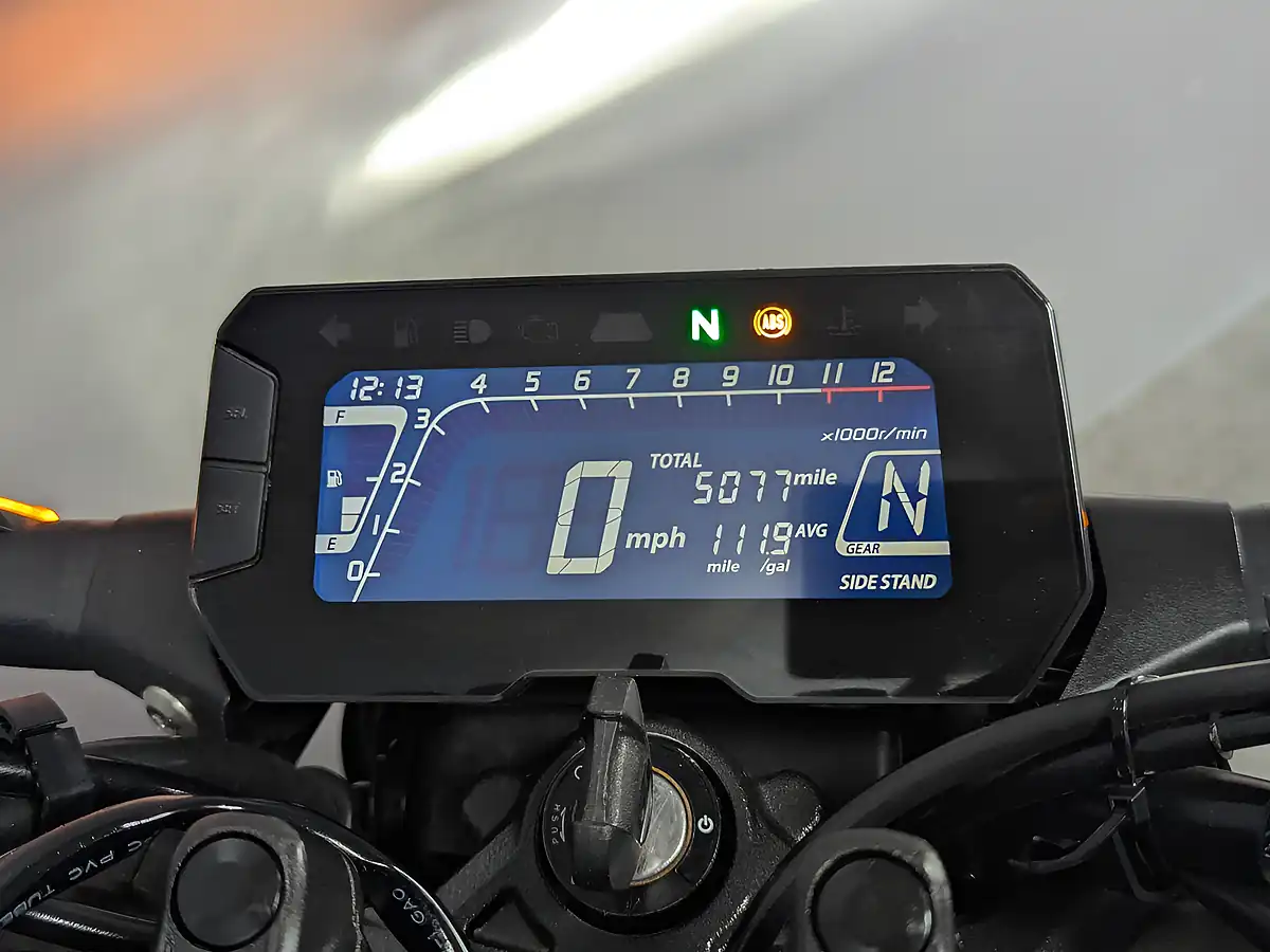 Used 2024 Honda Cbf 125 Na-P Red - Interior and Exterior details 9