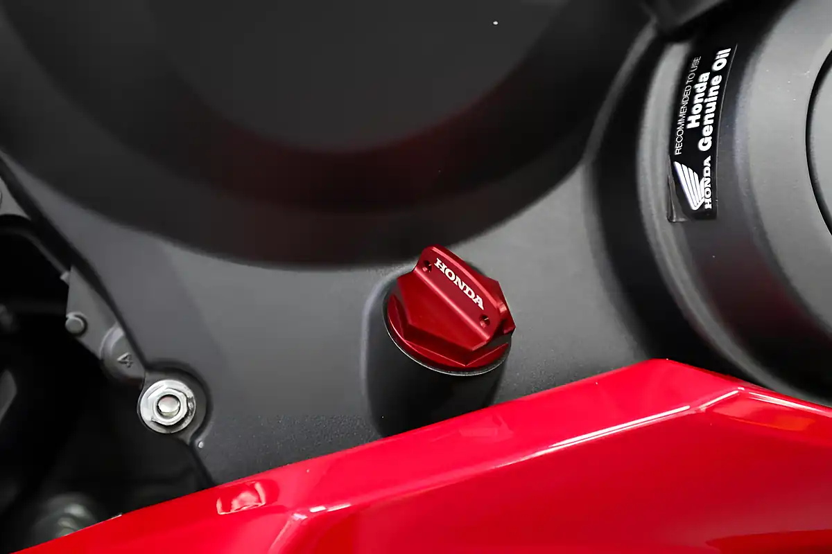 Used 2024 Honda Cbr 650 R Sports Pack Red - Interior and Exterior details 13