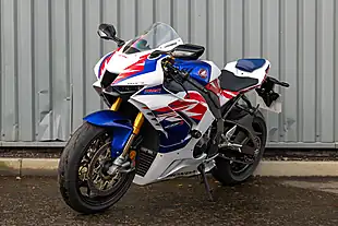 Used 2024 Honda CBR1000RR-R Fireblade Sp 30th Anniversary Pearl Glare White - Interior and Exterior details 5