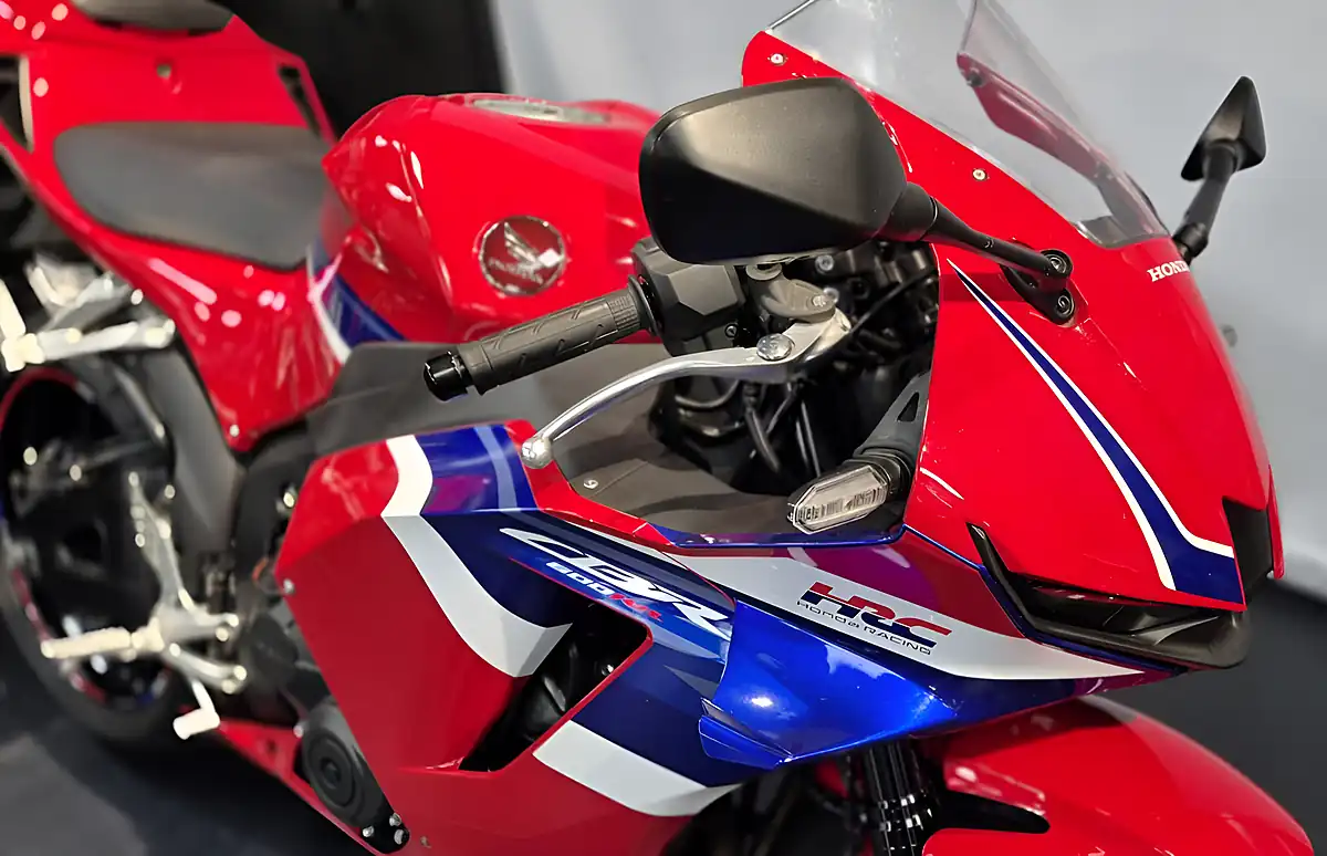 Used 2024 Honda CBR600RR RR-7 Grand Prix Red - Interior and Exterior details 15