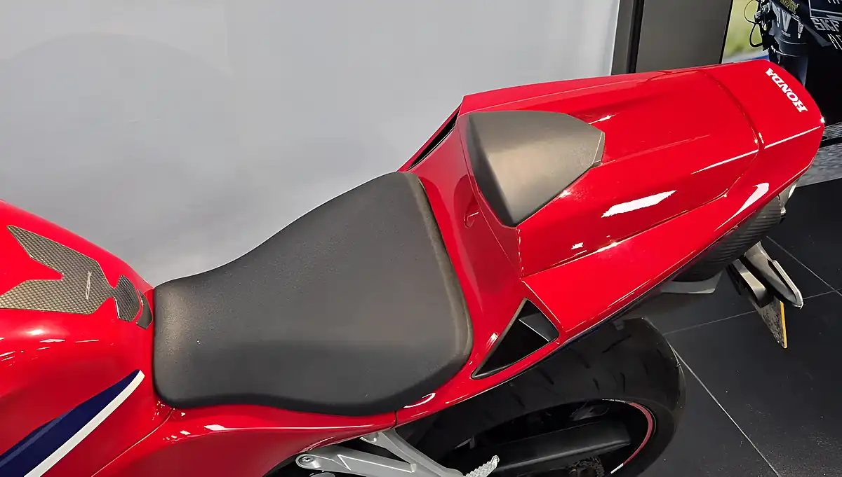 Used 2024 Honda CBR600RR RR-7 Grand Prix Red - Interior and Exterior details 8