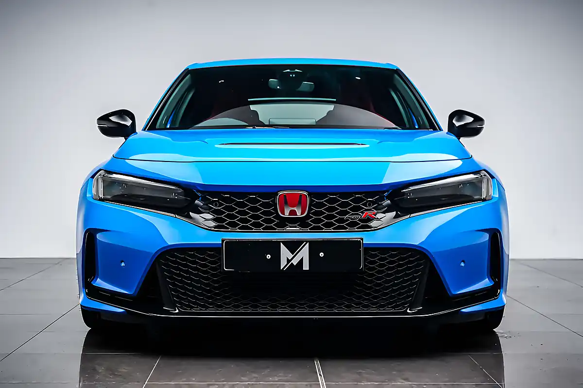 Used 2024 Honda Civic Type R Racing Blue Pearl - Interior and Exterior details 2