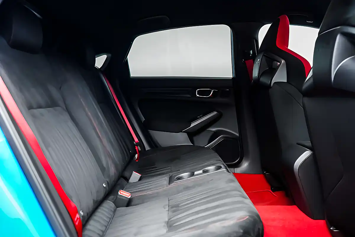 Used 2024 Honda Civic Type R Racing Blue Pearl - Interior and Exterior details 8
