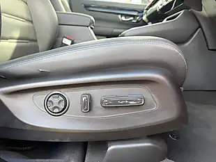 Used 2024 Honda Cr-V Elegance Red - Interior and Exterior details 15