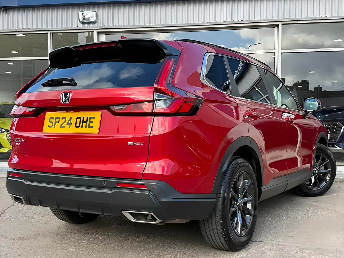 Used 2024 Honda Cr-V Elegance Red - Interior and Exterior details 3