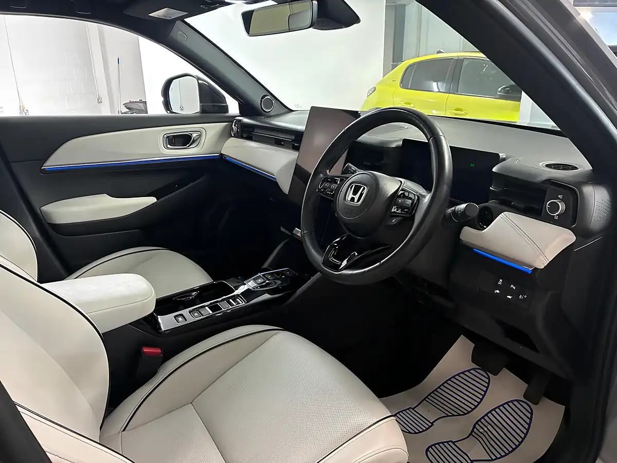 Used 2024 Honda E:NY1 Advance Grey - Interior and Exterior details 12