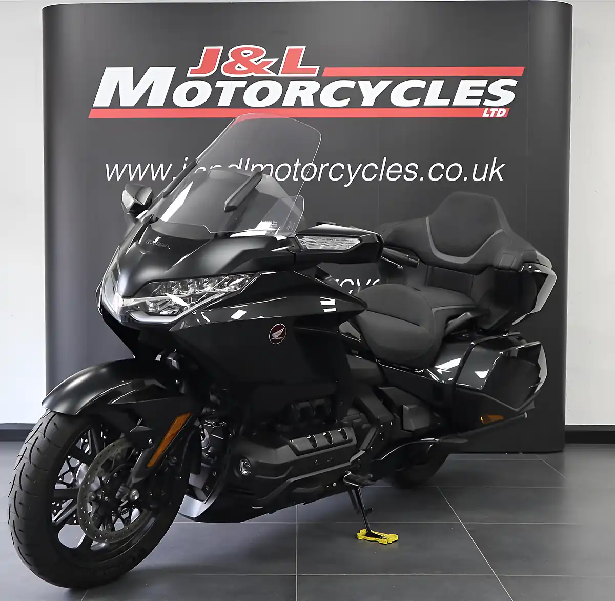 Used 2024 Honda Gl 1800 N Tour Black - Interior and Exterior details 5