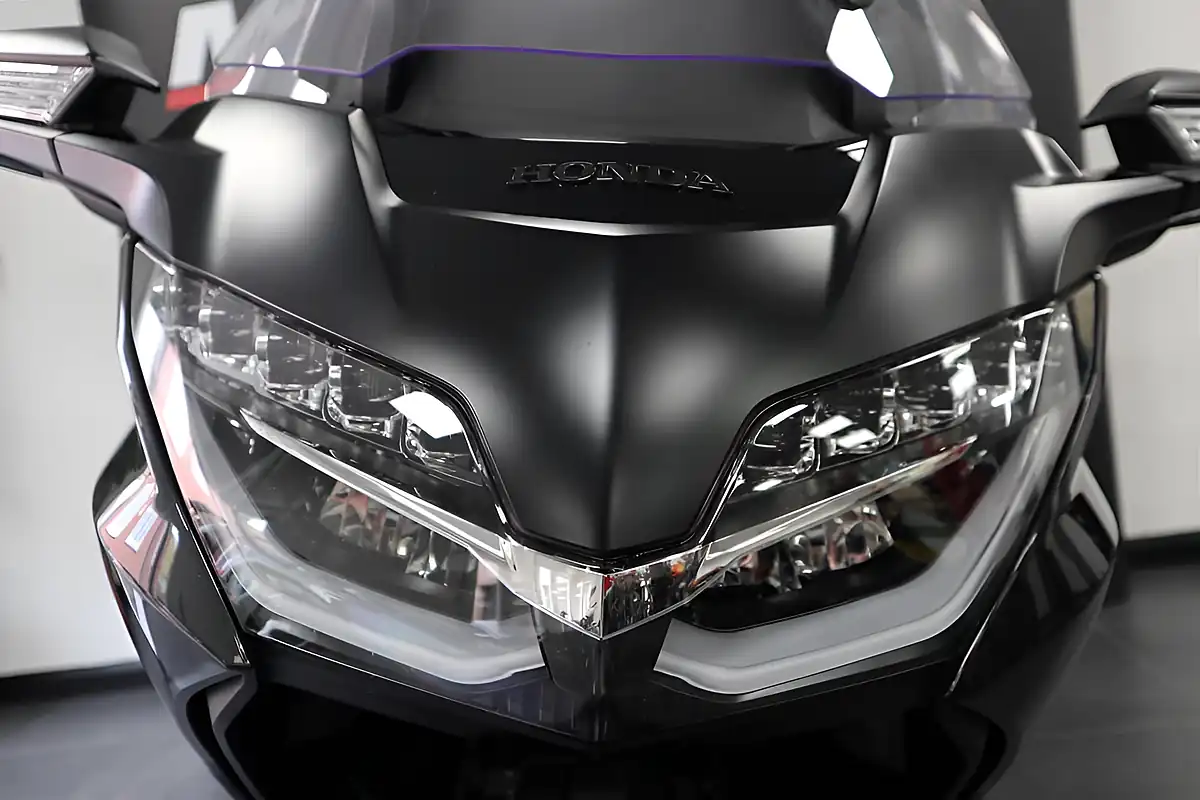 Used 2024 Honda Gl 1800 N Tour Black - Interior and Exterior details 7