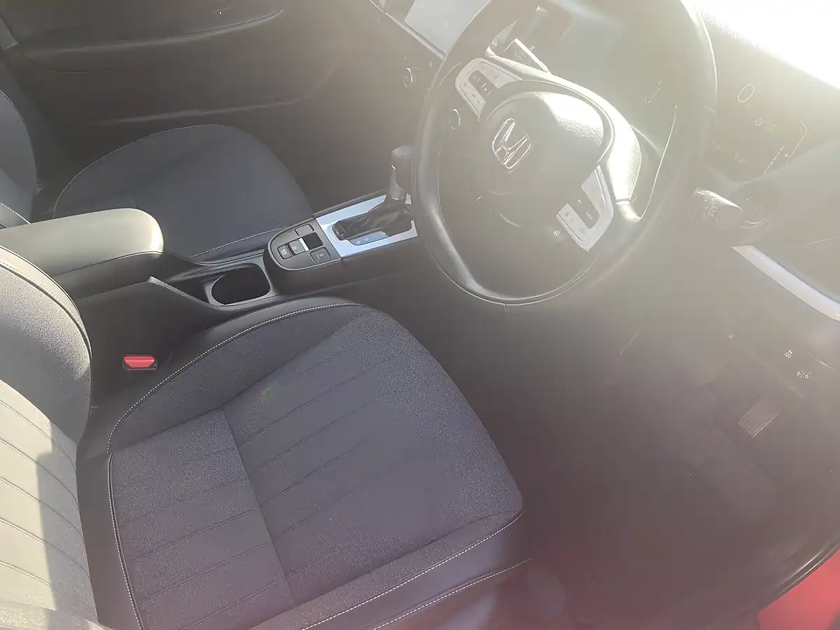 Used 2024 Honda Jazz Advance Red - Interior and Exterior details 10