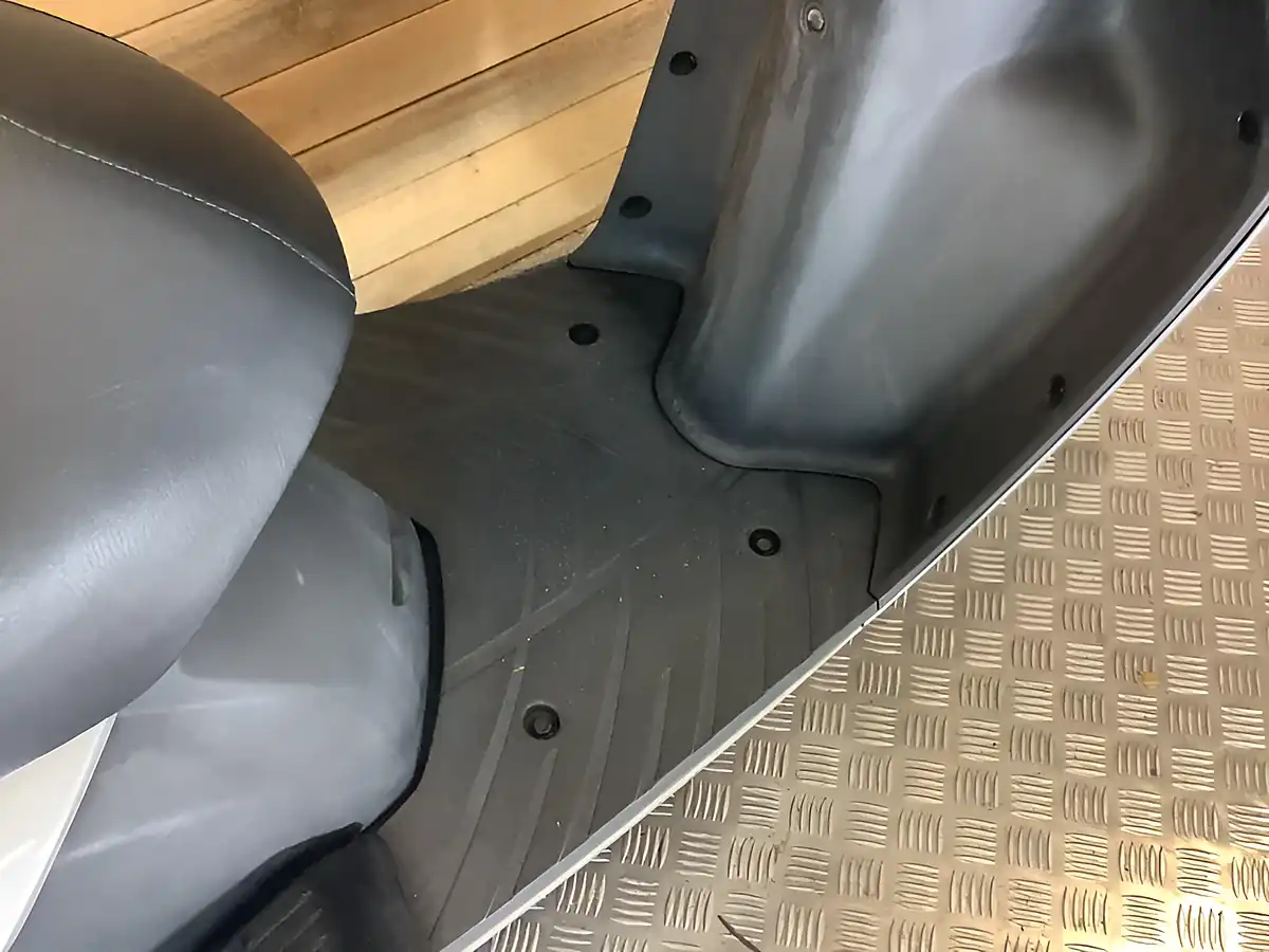 Used 2024 Honda Lead - Interior and Exterior details 12