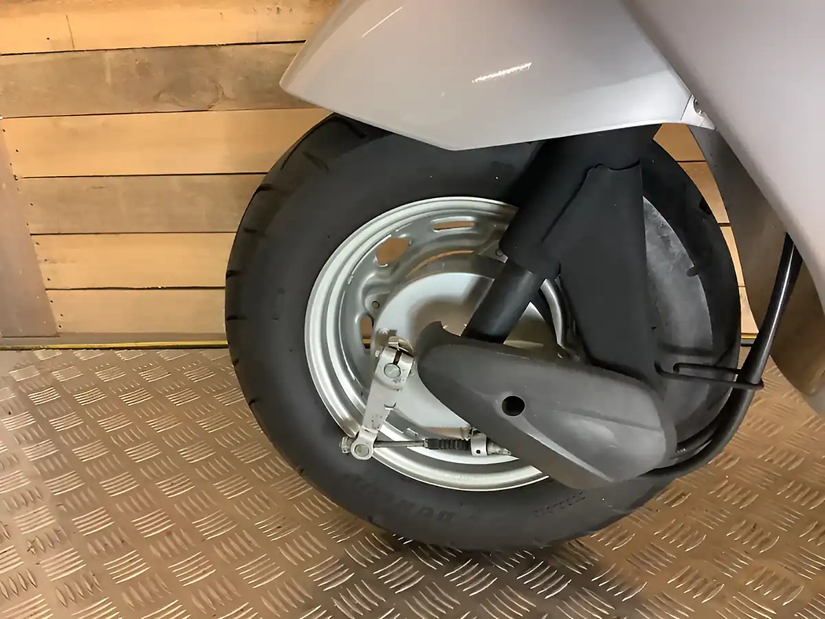 Used 2024 Honda Lead - Interior and Exterior details 15