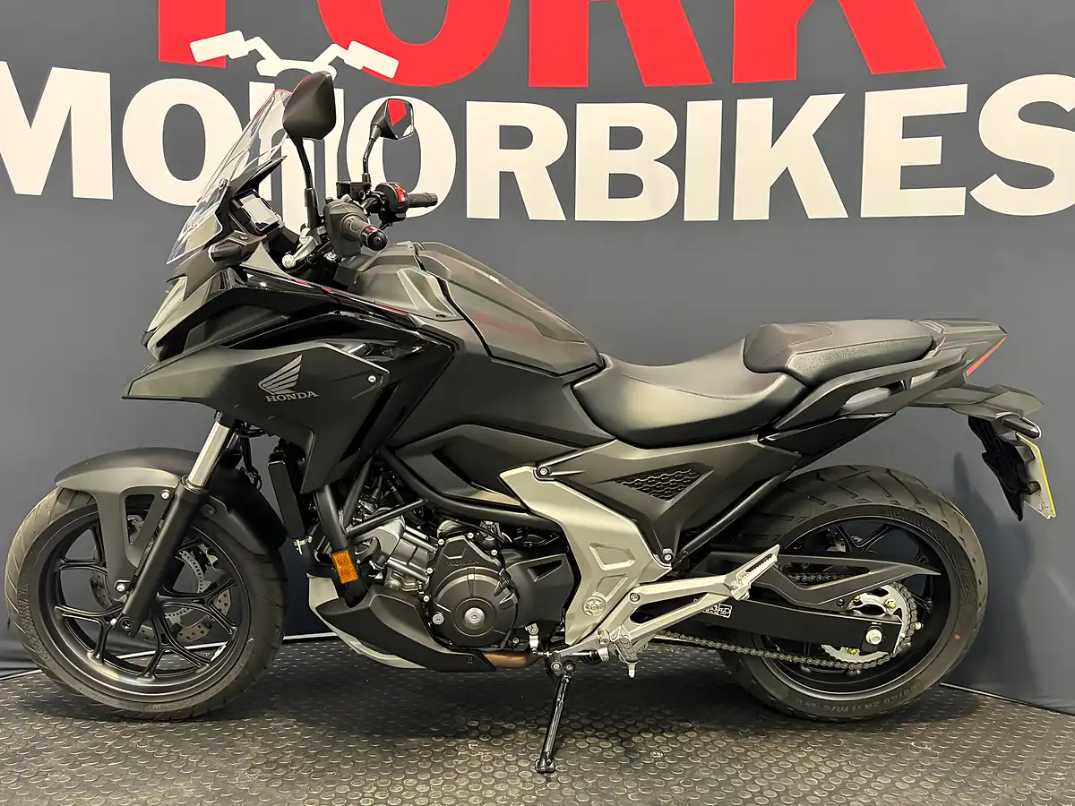 Used 2024 Honda NC750X - Interior and Exterior details 4